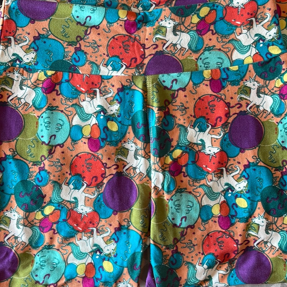 LulaRoe Unicorn Birthday Leggings OS